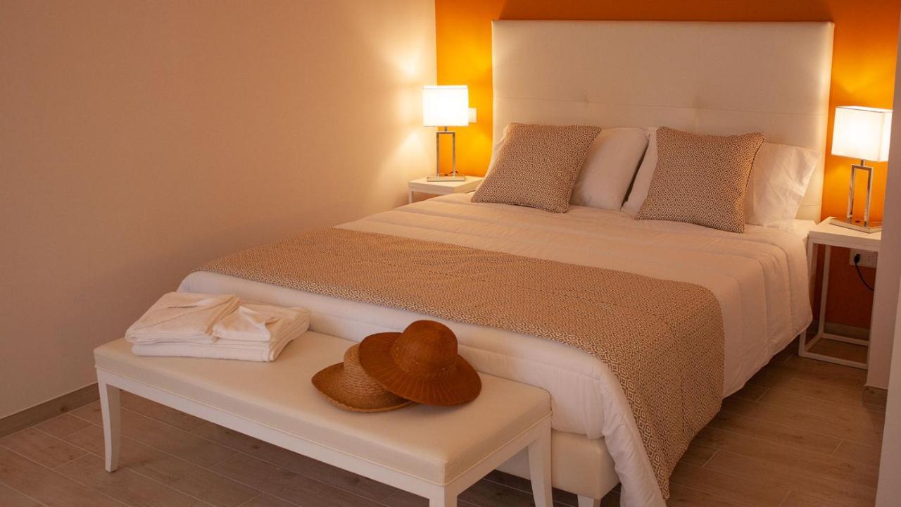 Kaloneiro Guest House Corigliano d'Otranto Exterior photo