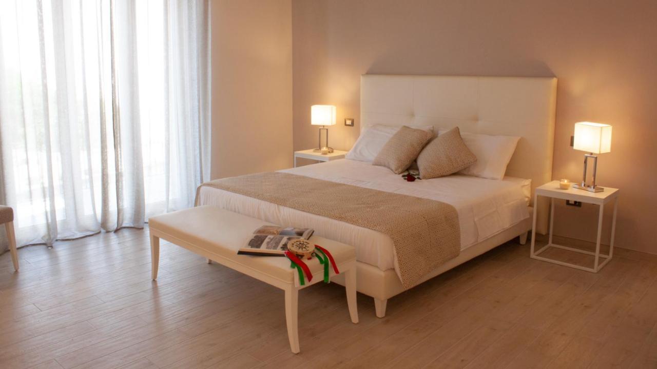 Kaloneiro Guest House Corigliano d'Otranto Exterior photo